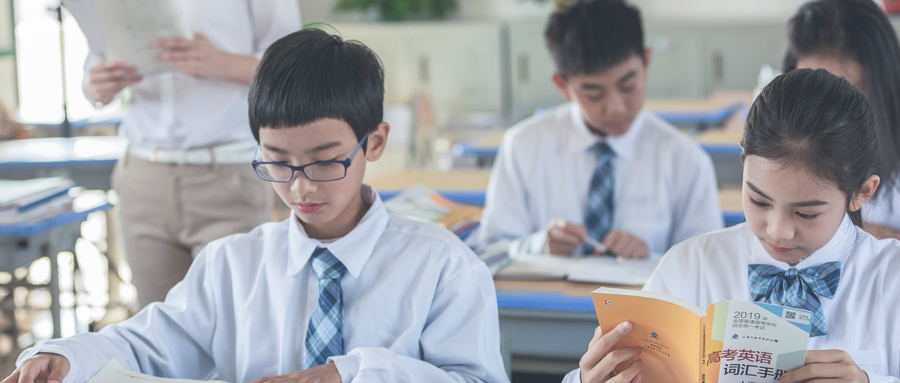 小学生怎么学英语才有效果？如何提升英语成绩？